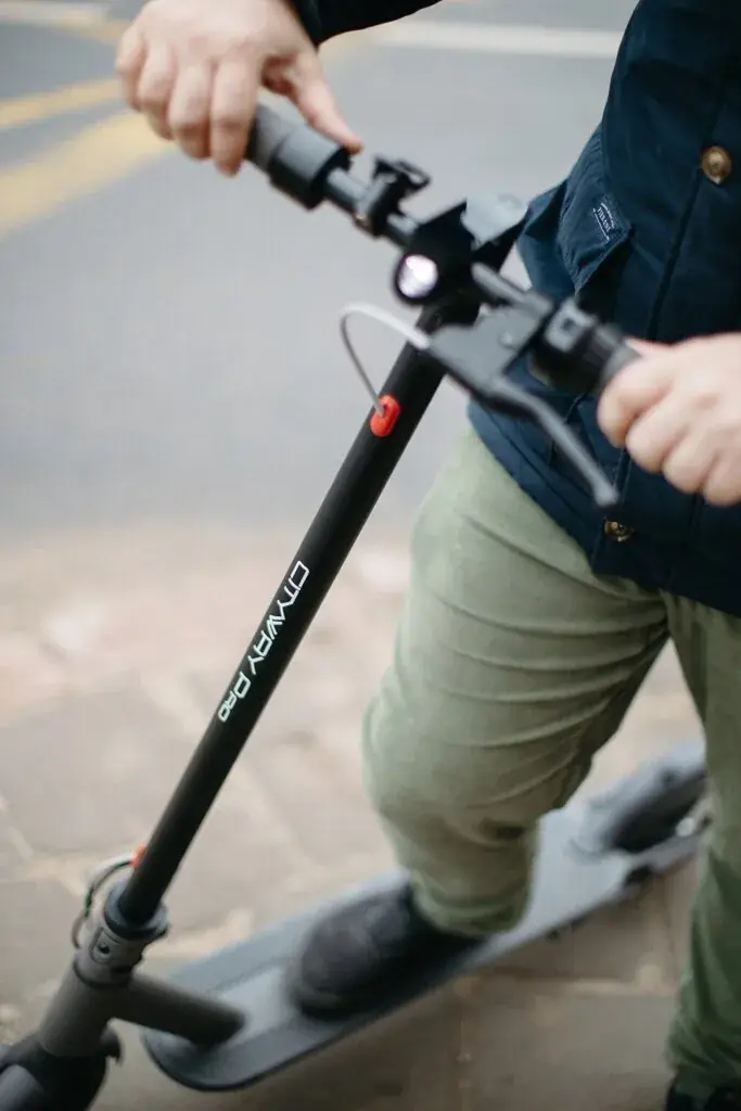 Elektritõukeratas Cityway Pro 8,5" 500 W + 2 tagavararehvi 6